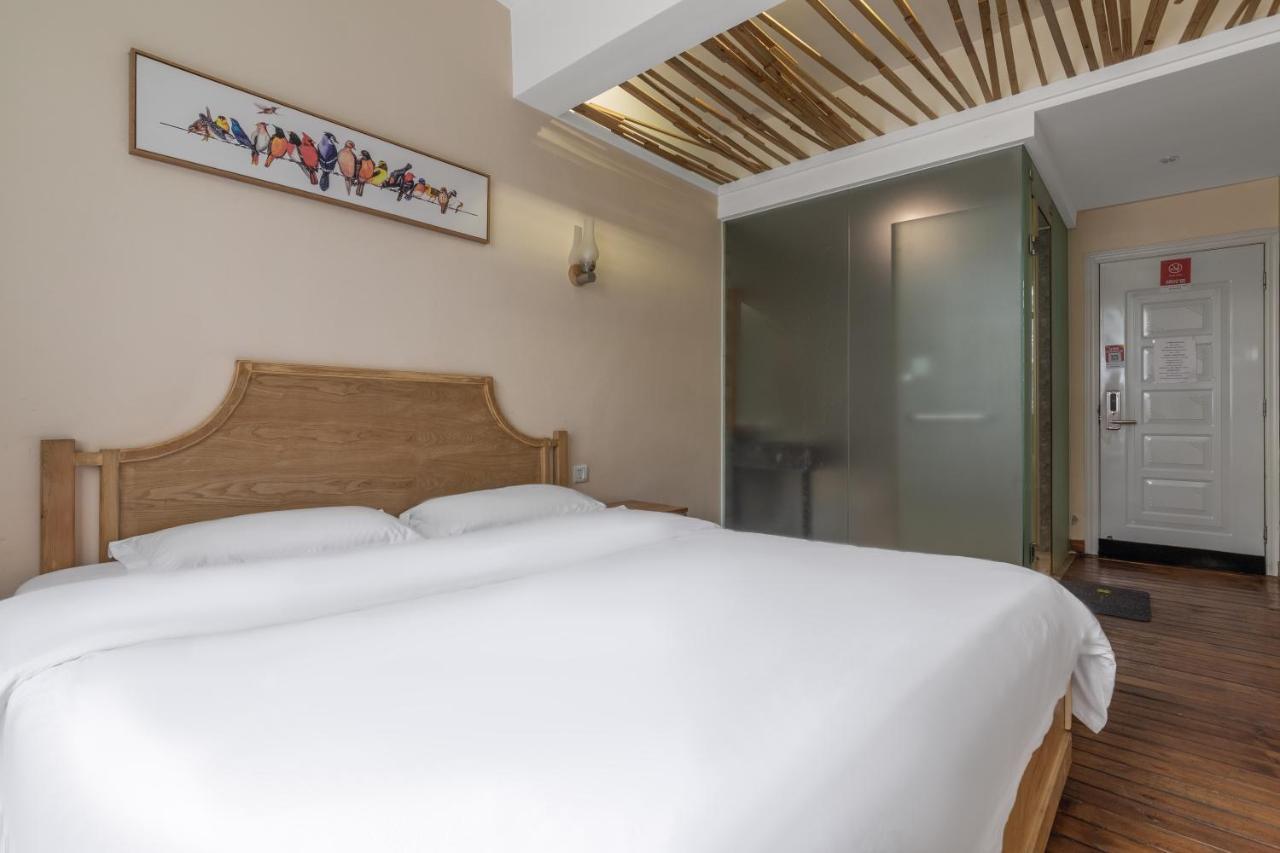 Sanya Bluesky International Youth Hostel Экстерьер фото